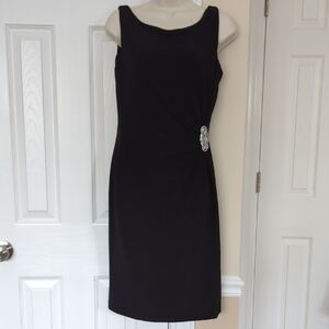 Elegant Black Sleeveless Dress